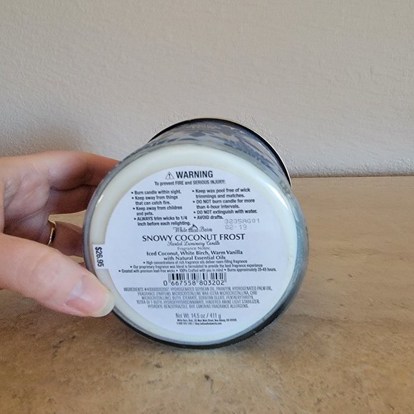 Bath & Body Works  White Barn Snowy Coconut Frost 3-Wick Candle  NEW - Picture 2 of 3